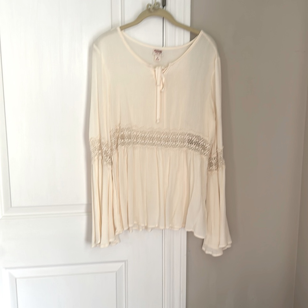 Bell sleeve crochet tunic
